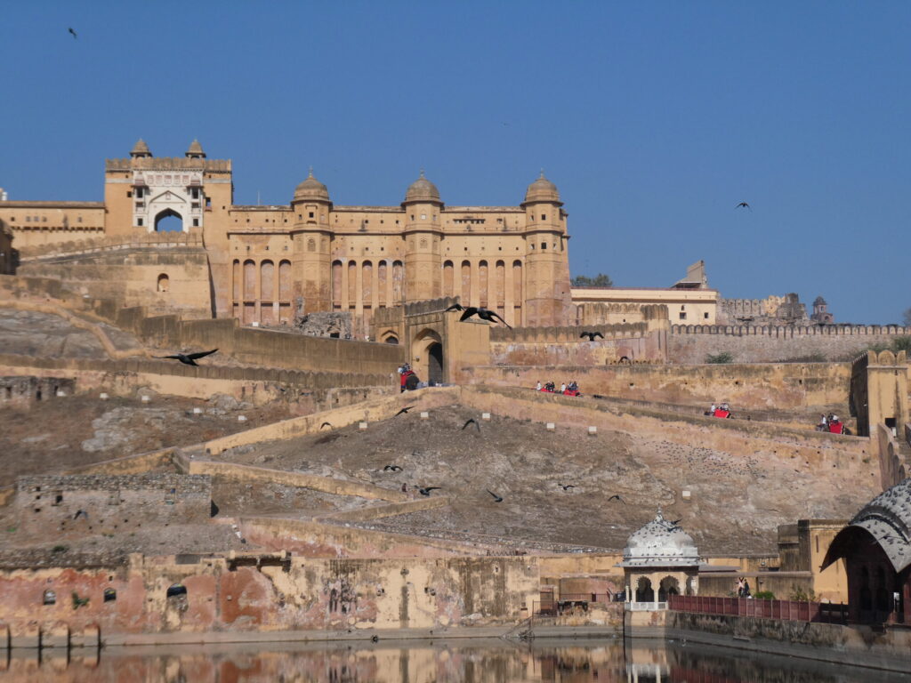 アンベール城、象が登っている